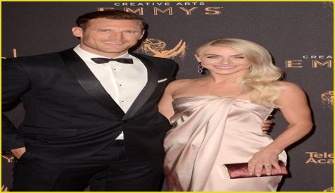 Julianne Hough got rid of her marriage issues with Brooks Laich? Julianne spotted with Ben Barnes